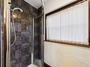 Photo 32- click for photo gallery